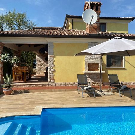 Villa Eva Karigador Novigrad Istria Buitenkant foto
