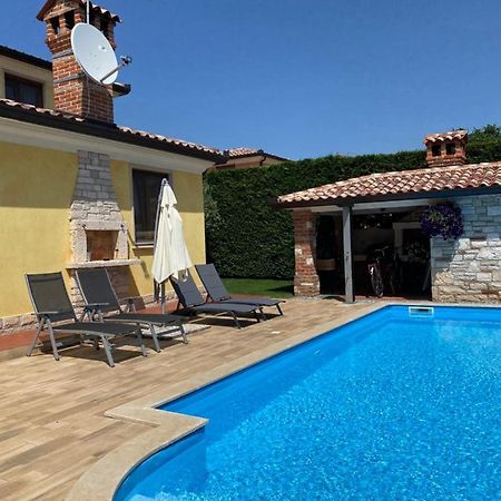 Villa Eva Karigador Novigrad Istria Buitenkant foto