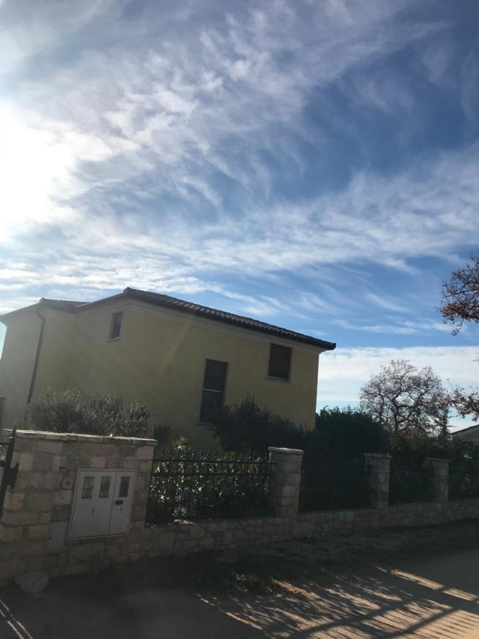 Villa Eva Karigador Novigrad Istria Buitenkant foto